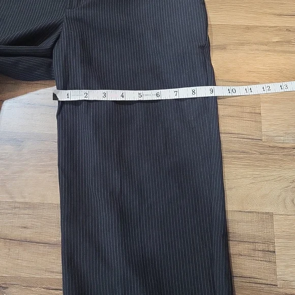 VANHEUSEN Boys' Black Pinstripe Flat Front Polyester Rayon Dress Pants - 16 Slim - Picture 14 of 16